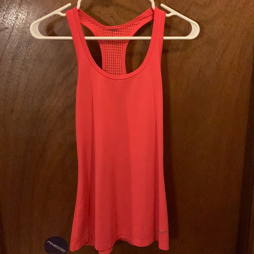 Nike tank